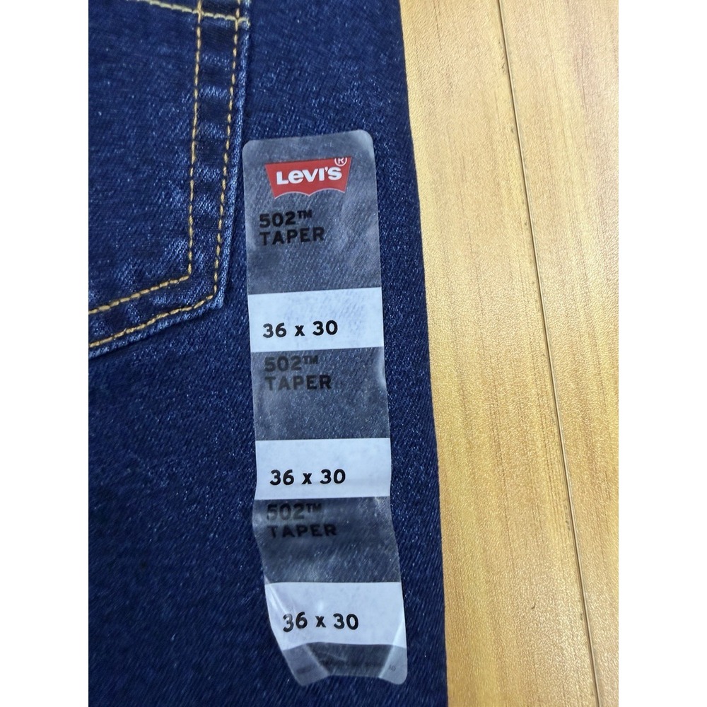 LEVIS 502 TAPER STRETCH DARK WASH JEANS 36 X 30 NWT VERY NICE! - Picture 4 of 6